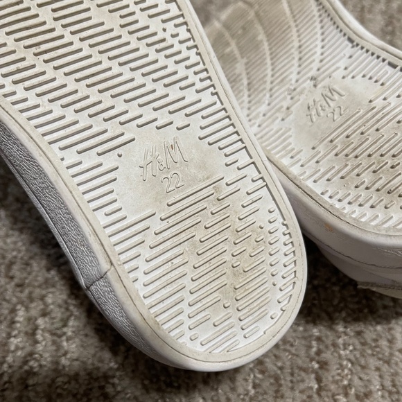 Unisex Toddler White Low-Profile Sneakers – Velcro Closure - Size‎ 11 - Picture 8 of 8